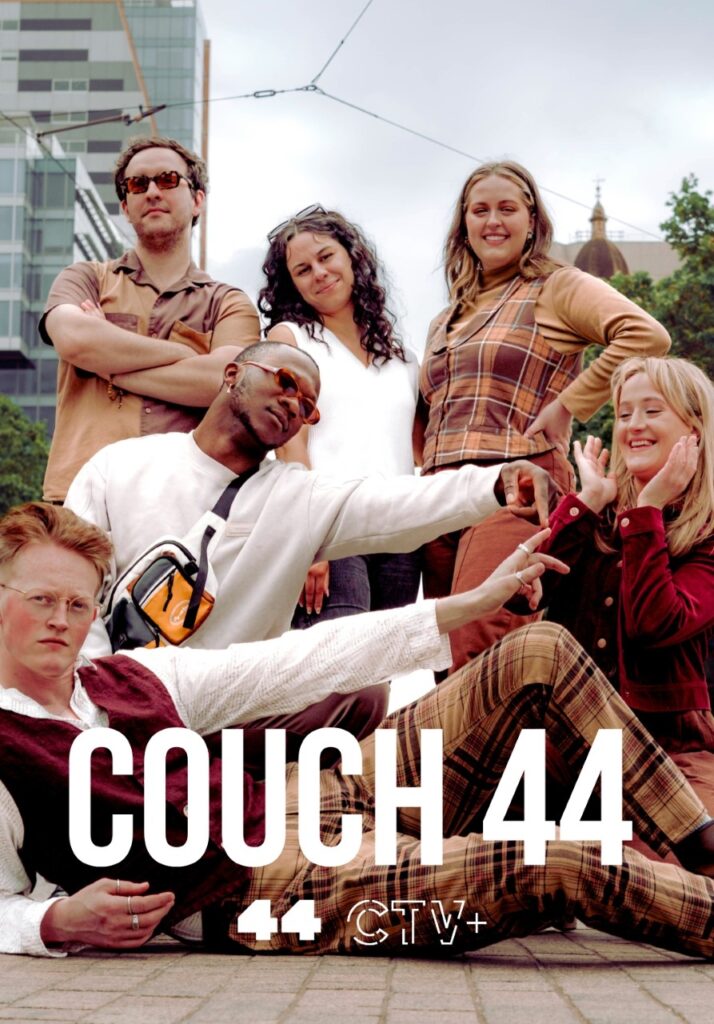 Couch 44