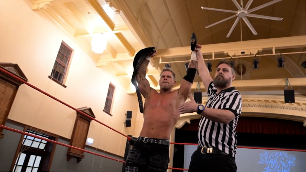 “The Loose Ledge” Adam Brooks VS Moko Kai