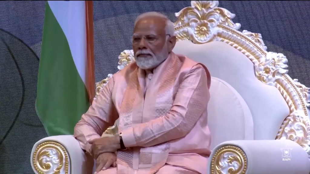 Oz Indian TV – Season Ten, Episode Five