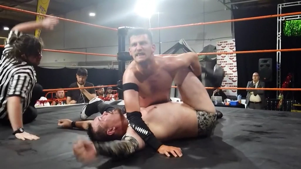 “The Slim Reaper” Mike Kaos VS “The Mercenary” Slade Mercer