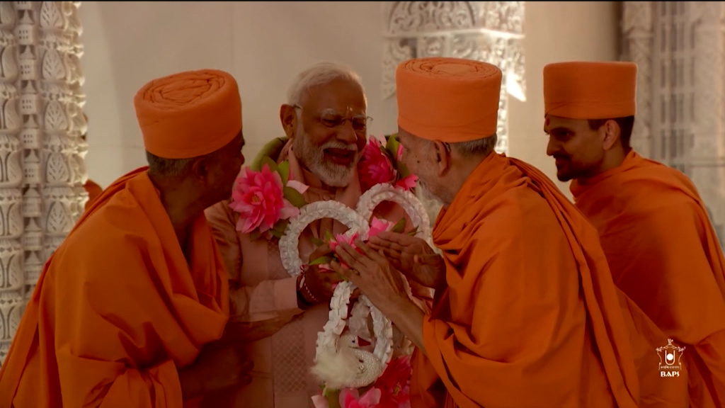 Oz Indian TV – Season Eleven, Episode Twelve
