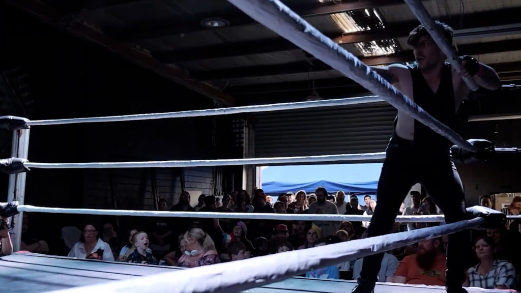 “The 500lb South Australian Beast” Michael Weaver VS “The Counter Culture” Matt Graves