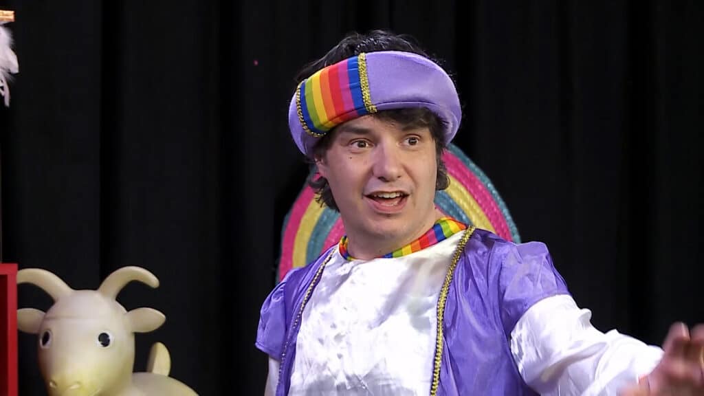Aunty Plop Plop’s Useless Shop – Episode Five